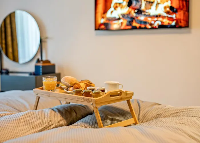 Diamond Deluxe Apartment *